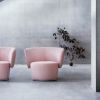 Venice loungestol i lyserød er velegnet til indretning af f.eks. foyer, reception, kontor og venteområde