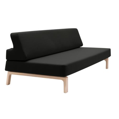 Lazy sofa i sort er en moderne og smuk sofa med et minimalistisk udtryk, designet af Andreas Lund