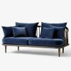 SC2 Fly 2 pers. sofa i røget eg og stof i blå, designet af Space Copenhagen